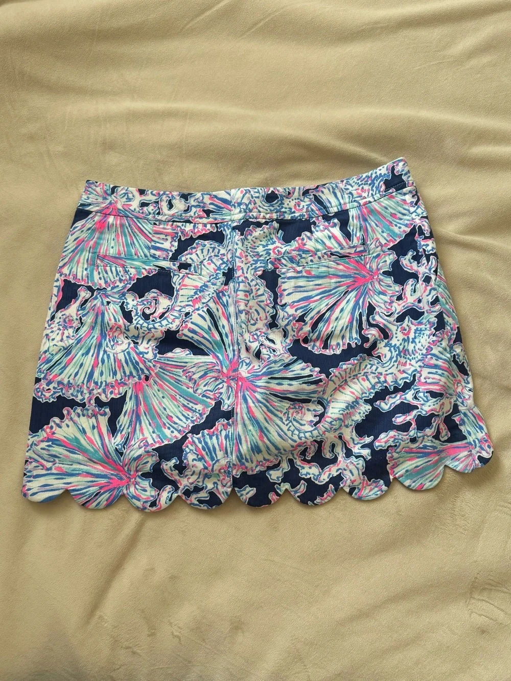 Scallop Hem Shell-Print Women's Skort- Navy & Multi
